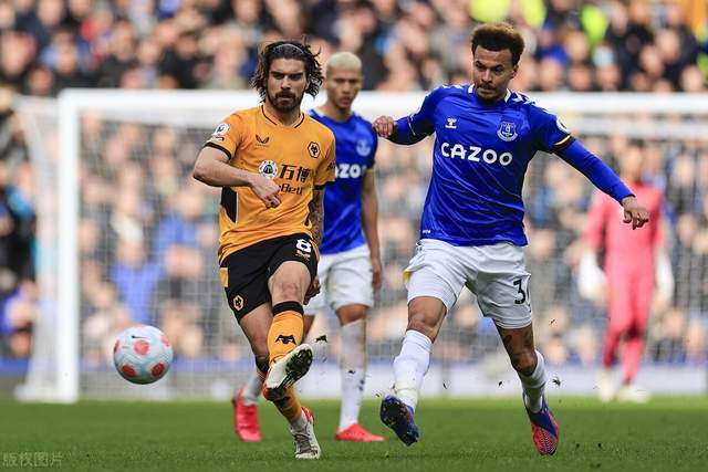 难绷！中国男篮出现23次失误 全队只有9次助攻